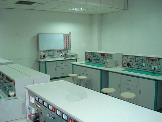通用智能型電工、電子、電拖實驗與技能實訓考核臺 