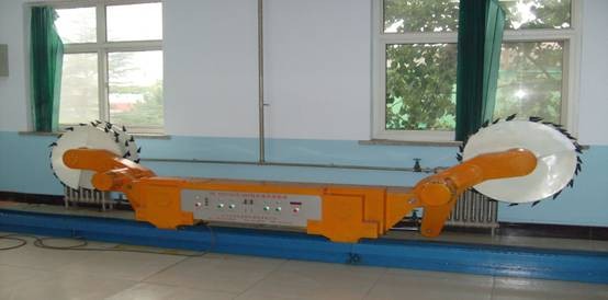 <b>YUYCY-10采煤機演示模型(遙控)</b>