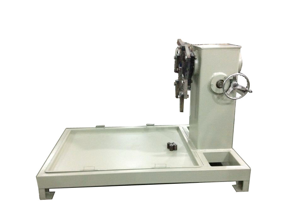 <b>YUY-8203超大型發動機翻轉架</b>