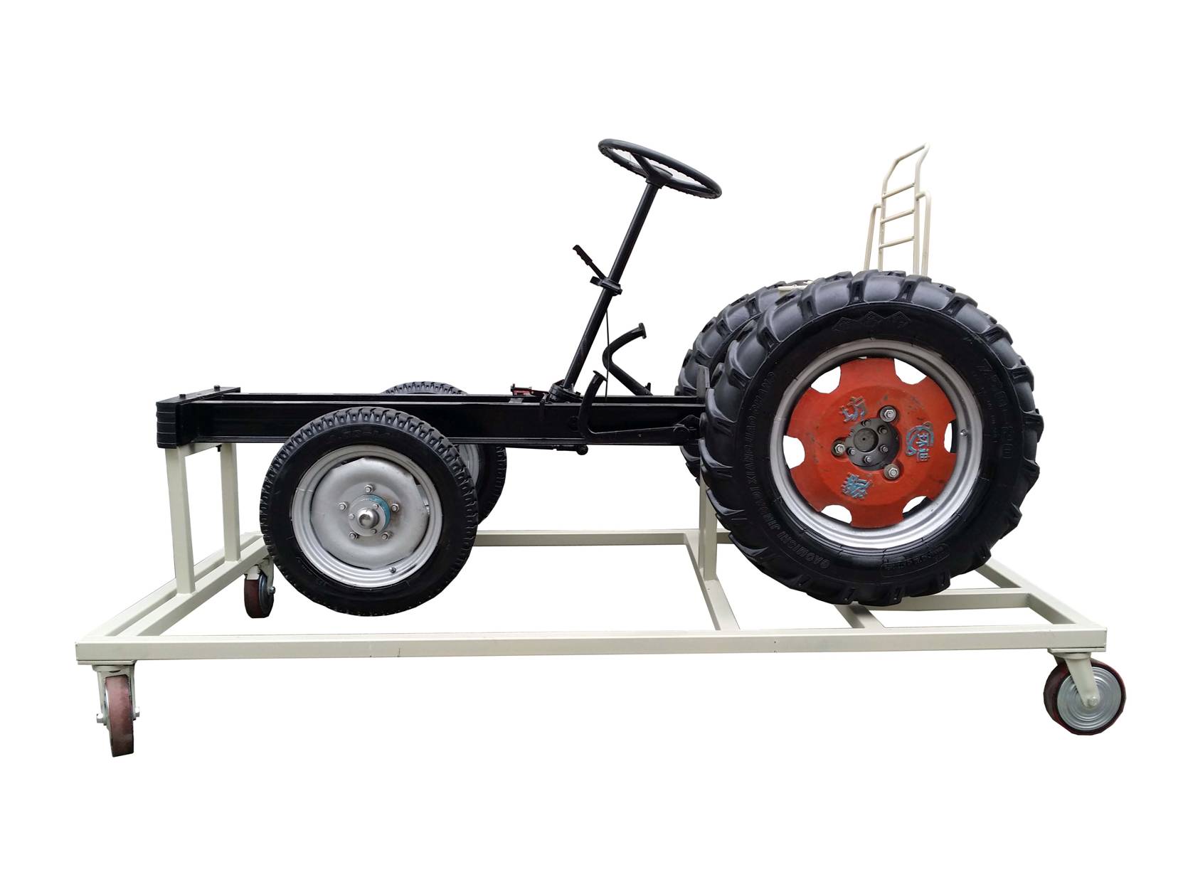 <b>YUY-NJ05農(nóng)機(jī)制動(dòng)系統(tǒng)實(shí)訓(xùn)臺(tái)</b>