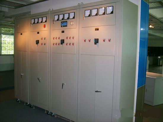 <b>YUY-811A低壓配電操作實訓室設備</b>