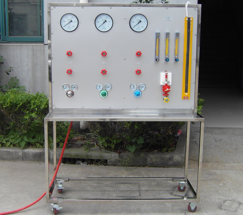 <b>YUY-YSYQ家用液化石油氣調壓器實驗臺</b>