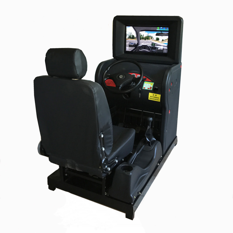 <b>YUY-1005汽車駕駛模擬器</b>