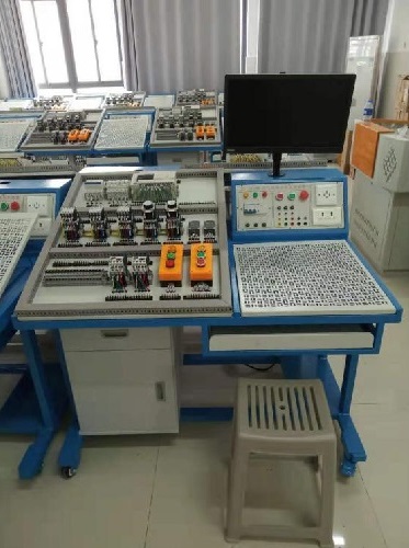 <b>YUYWDG-02F網孔型電工綜合實訓考核設備</b>
